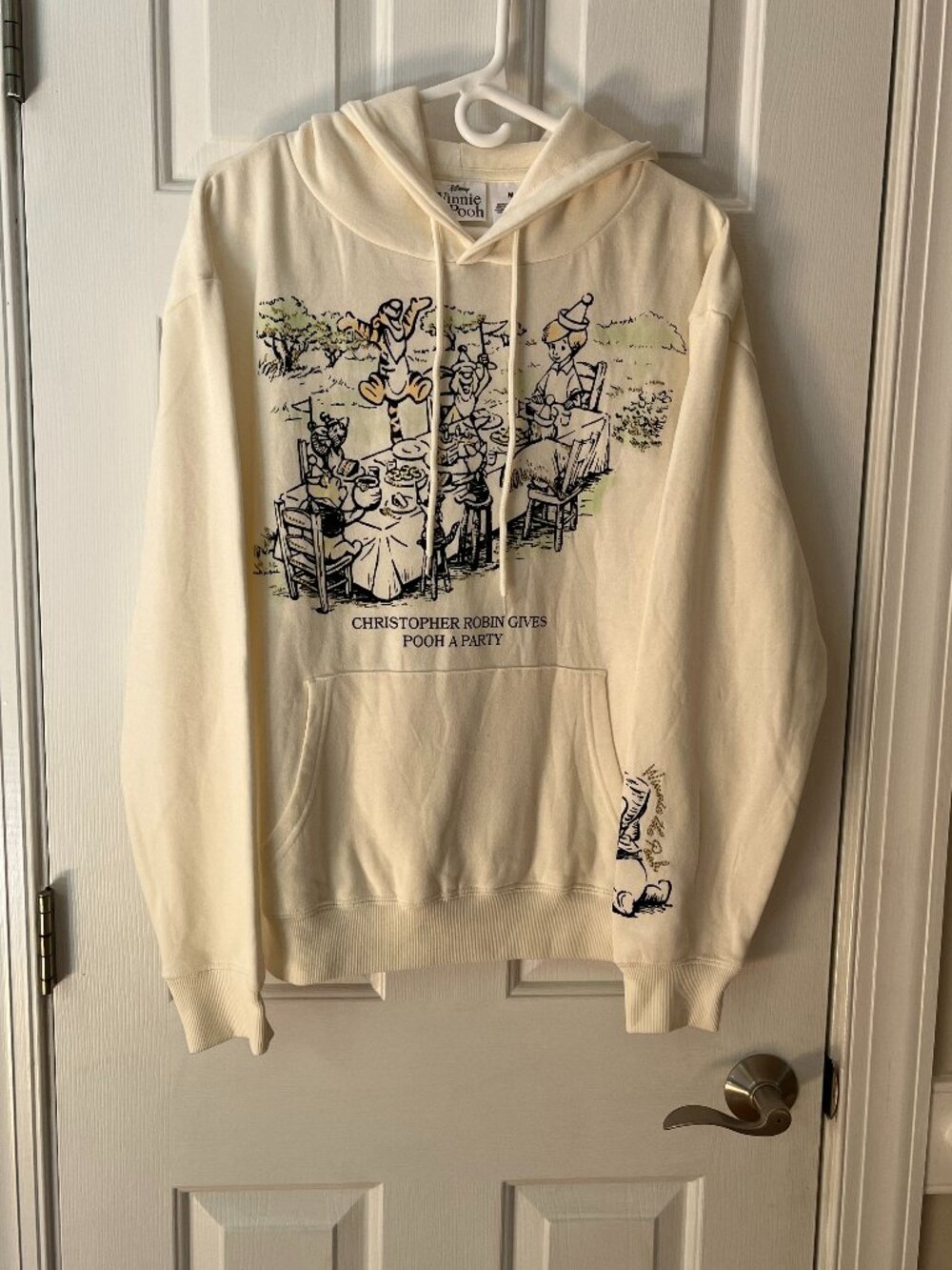Disney Winnie The Pooh & Friends Pooh Party Hoodie Sweatshirt  Women's Med ~ NWT